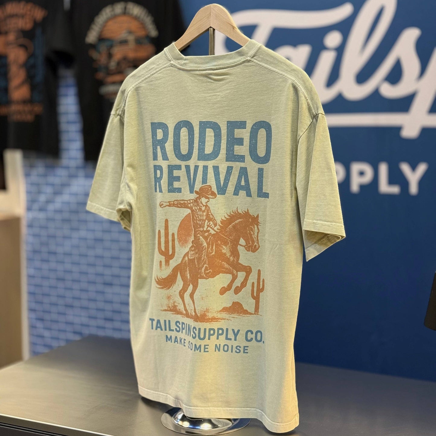 Tailspin - Vintage Rodeo Revival T-shirt unisex