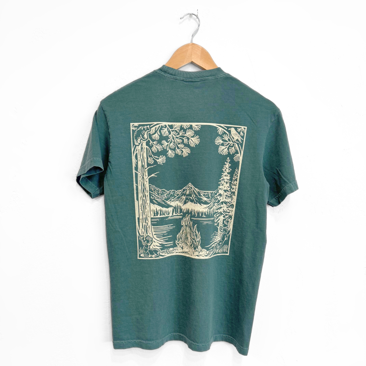 The Montana Scene - T-shirt unisex Fireside abete blu