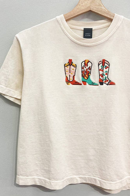 Sweet Claire - T-shirt Geborduurde Westernlaarzen cropped