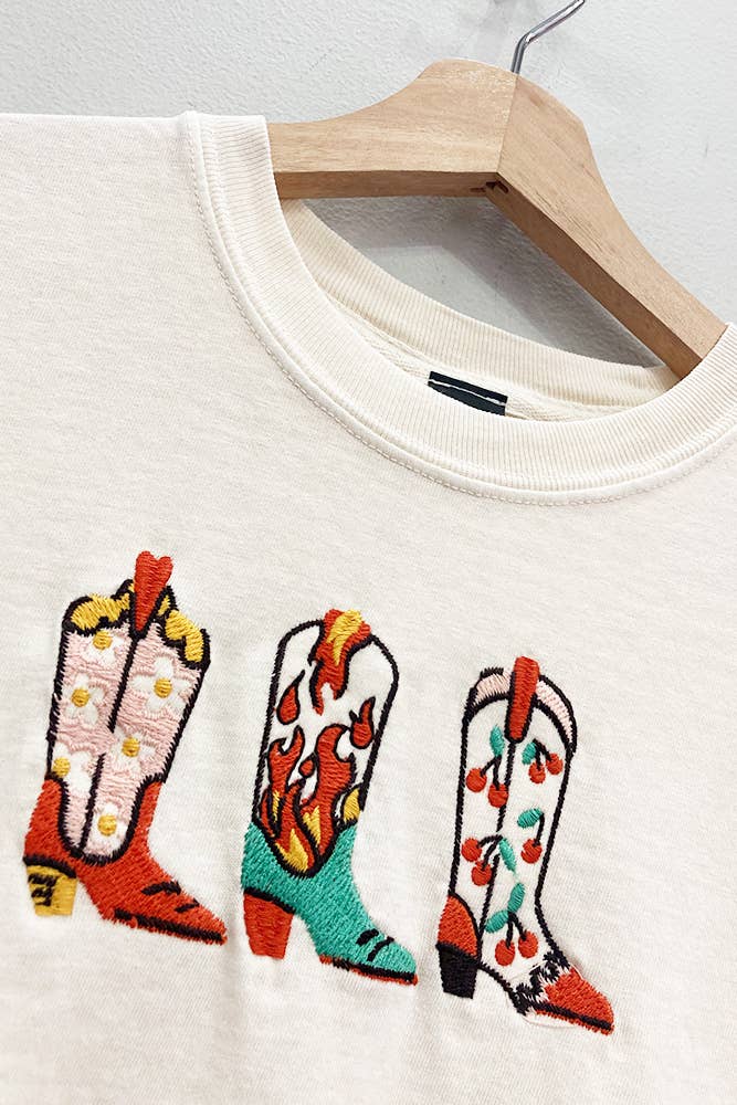 Sweet Claire - T-shirt Geborduurde Westernlaarzen cropped