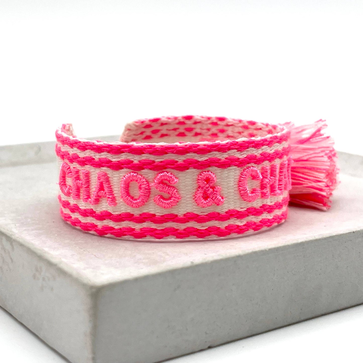 Parsley & Pepper - Chaos & Champagne armband wit/ roze