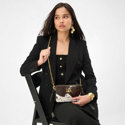 Myra Bag - Loyal West Shell Crossbody tasje koeienhuid zwart & wit