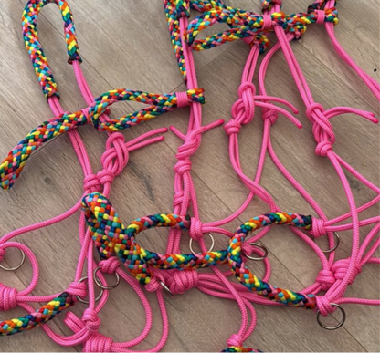 Het Paardenatelier - Rope halter set riding halter + reins ‘Rainbow’ pink