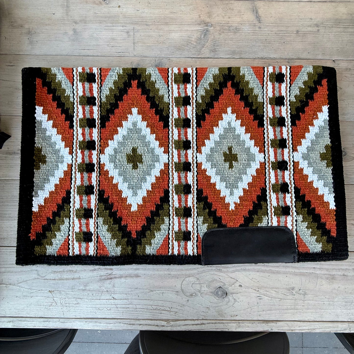 SB053 - Western oversized showblanket A - Terracotta, olijf, grijs