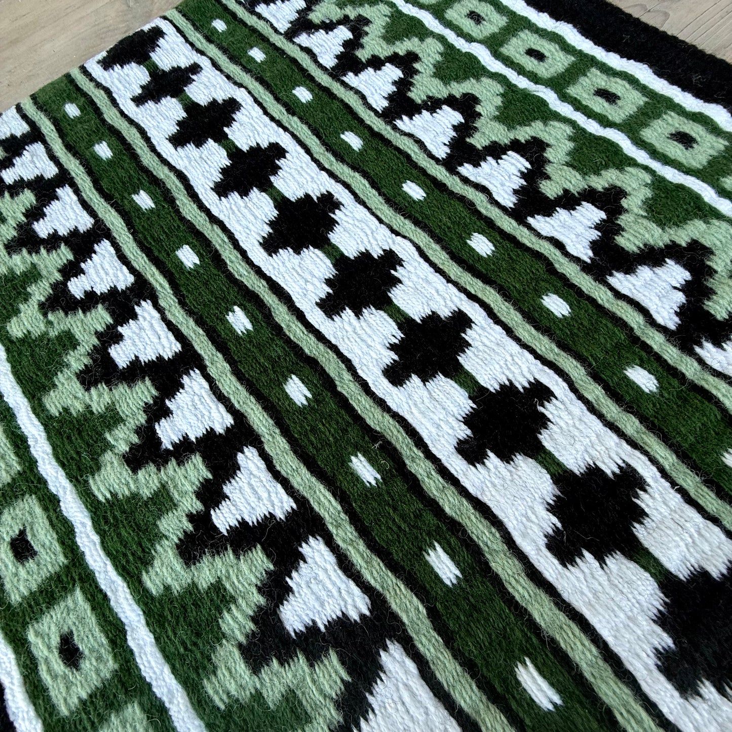 SB046 - Western oversized showblanket A - Zwart, groen, olijf