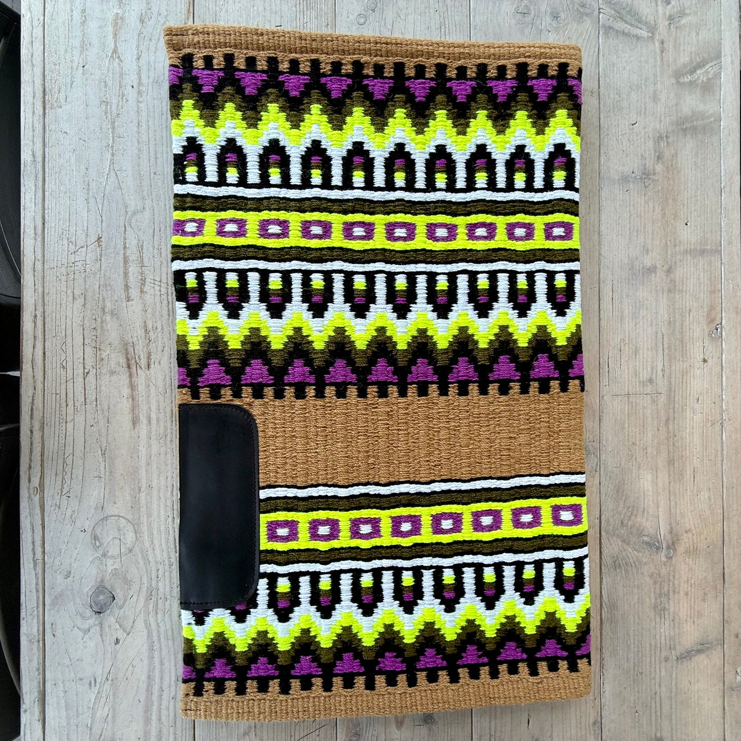 SB049 - Western oversized showblanket A - Camel, neon lime, paars