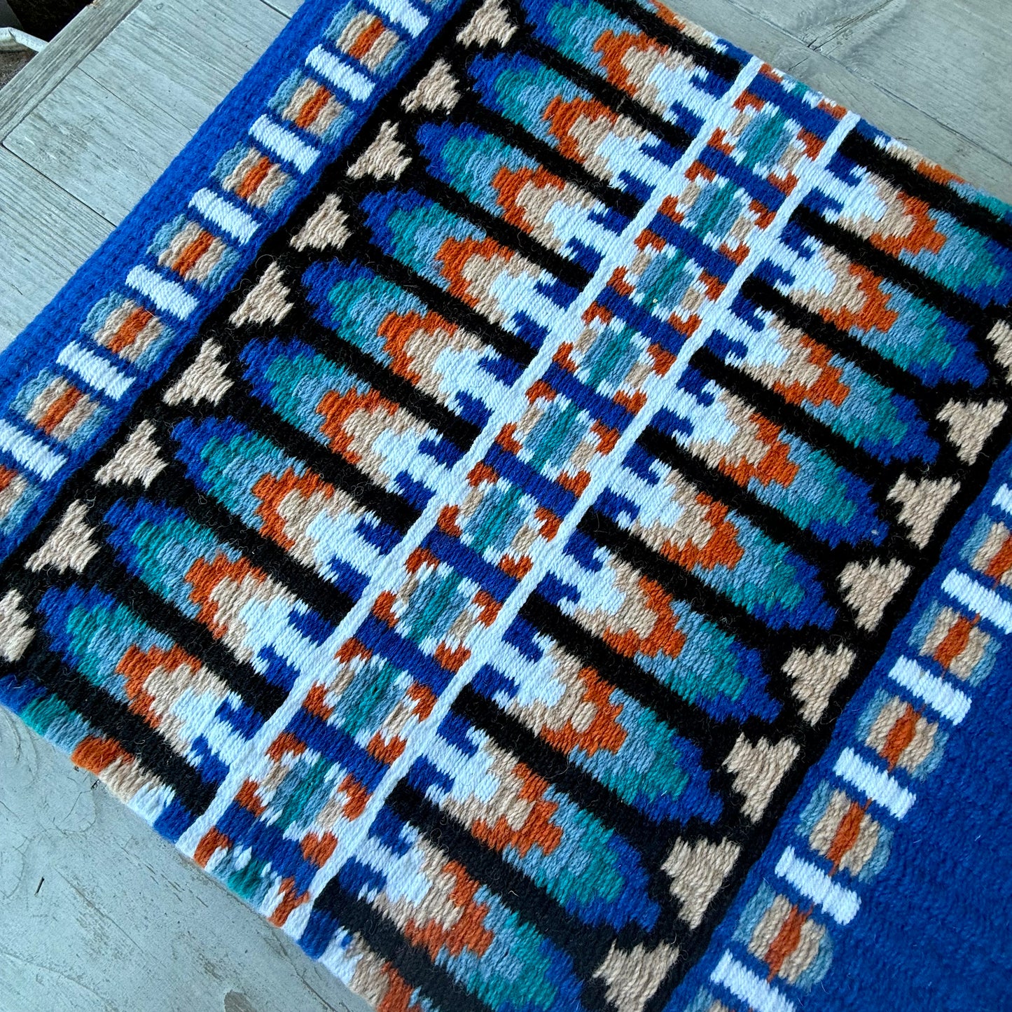 SB065 - Western oversized showblanket A - Blauw, oranje, crème