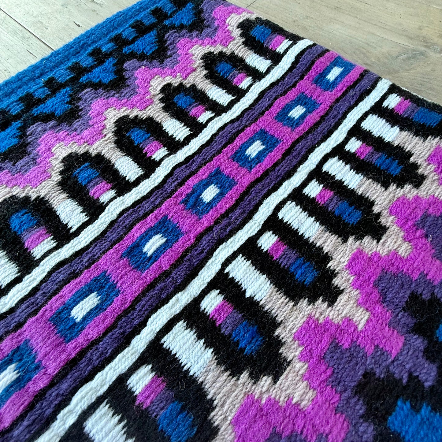 SB042 - Western oversized showblanket A - Blauw, paars