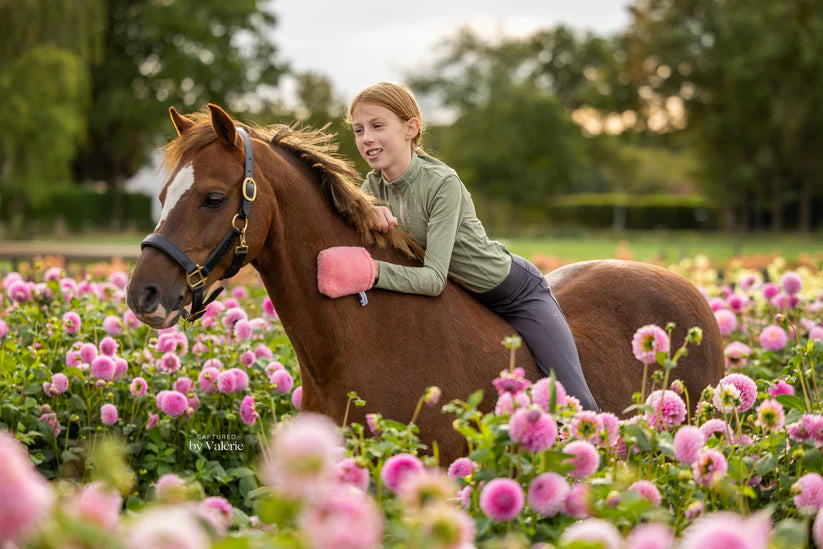CleanYourHorse - Nano zilver Poetshandschoen roze (pony/normaal)