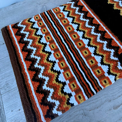 SB066 - Western oversized showblanket A - Bruin, oranje, camel