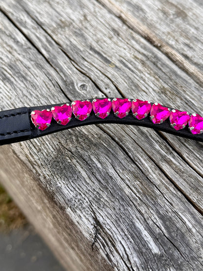 FMH - Funkelnde Frontriemen ‘Lovehearts’ Wave mit 8mm Steinen in Herzform (verschiedene Farben)