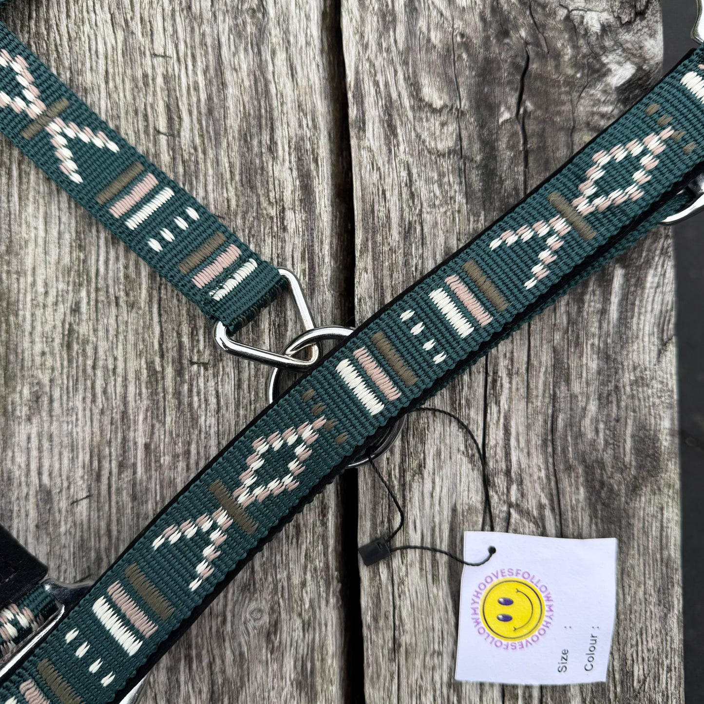FMH - Licol en nylon brodé avec rembourrage ‘Nomad Spirit’ vert foncé