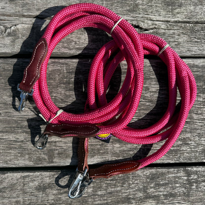 FMH - Gesloten teugels van touw met lederen detail en clip ‘Rope Rein Pink’