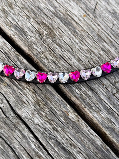 FMH - Funkelnde Frontriemen ‘Lovehearts’ Wave mit 8mm Steinen in Herzform (verschiedene Farben)
