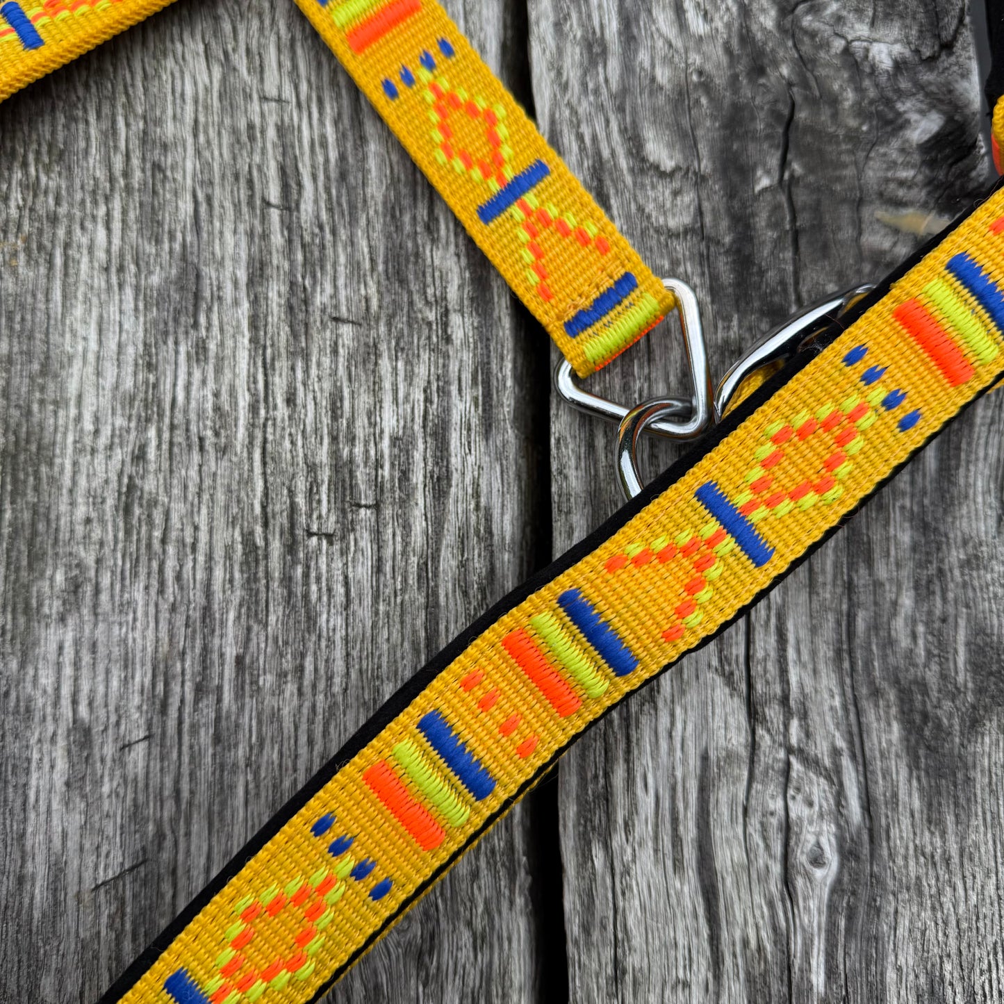 FMH - Licol en nylon brodé avec rembourrage ‘Nomad Spirit’ jaune
