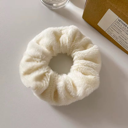FMH - Soft Fluffy Scrunchie elastiek dressuurknot knotband (div. kleuren)