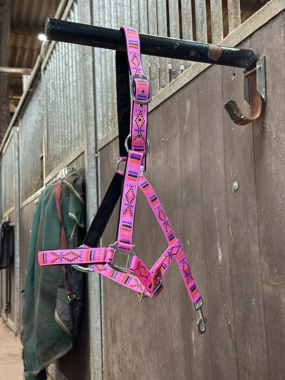 FMH - Embroidered nylon halter with padding ‘Nomad Spirit’ hot pink