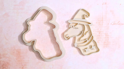 TwoBearsCC - Koekjes uitsteker paard Halloween Witch