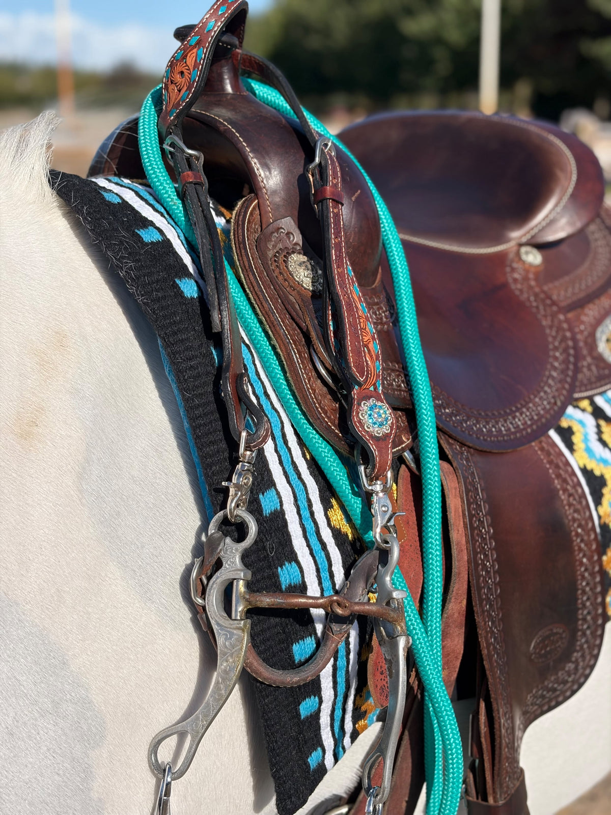 LS Western - Western Leather One Ear Headstall with Flower Tooling and Turquoise Finish