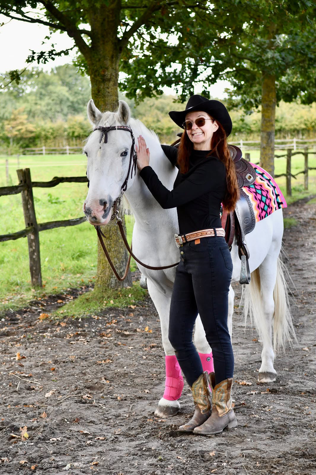 FMH - NeoPro the Solids - Neoprene leg protectors boots for horses (various colors)