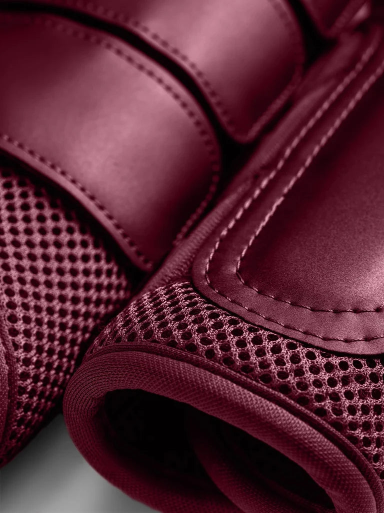 Equestrian Stockholm - FW26 Merlot - Mesh Brushing Boots beenbeschermers