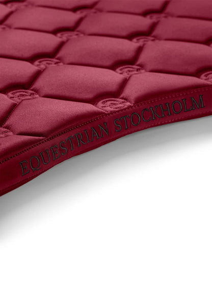 Equestrian Stockholm - FW26 Merlot - Dressage Saddle Pad Satin dressuurzadeldek