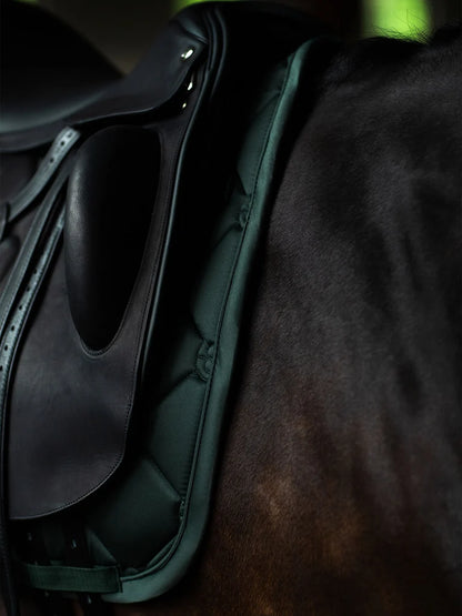 Equestrian Stockholm - FW26 Sycamore Green - Dressage Saddle Pad Satin dressuurzadeldek