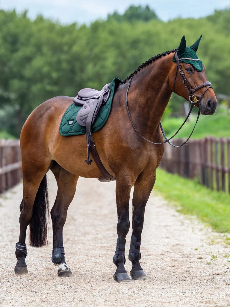 Equestrian Stockholm - FW26 Sycamore Green - Jump Saddle Pad Satin springzadeldek