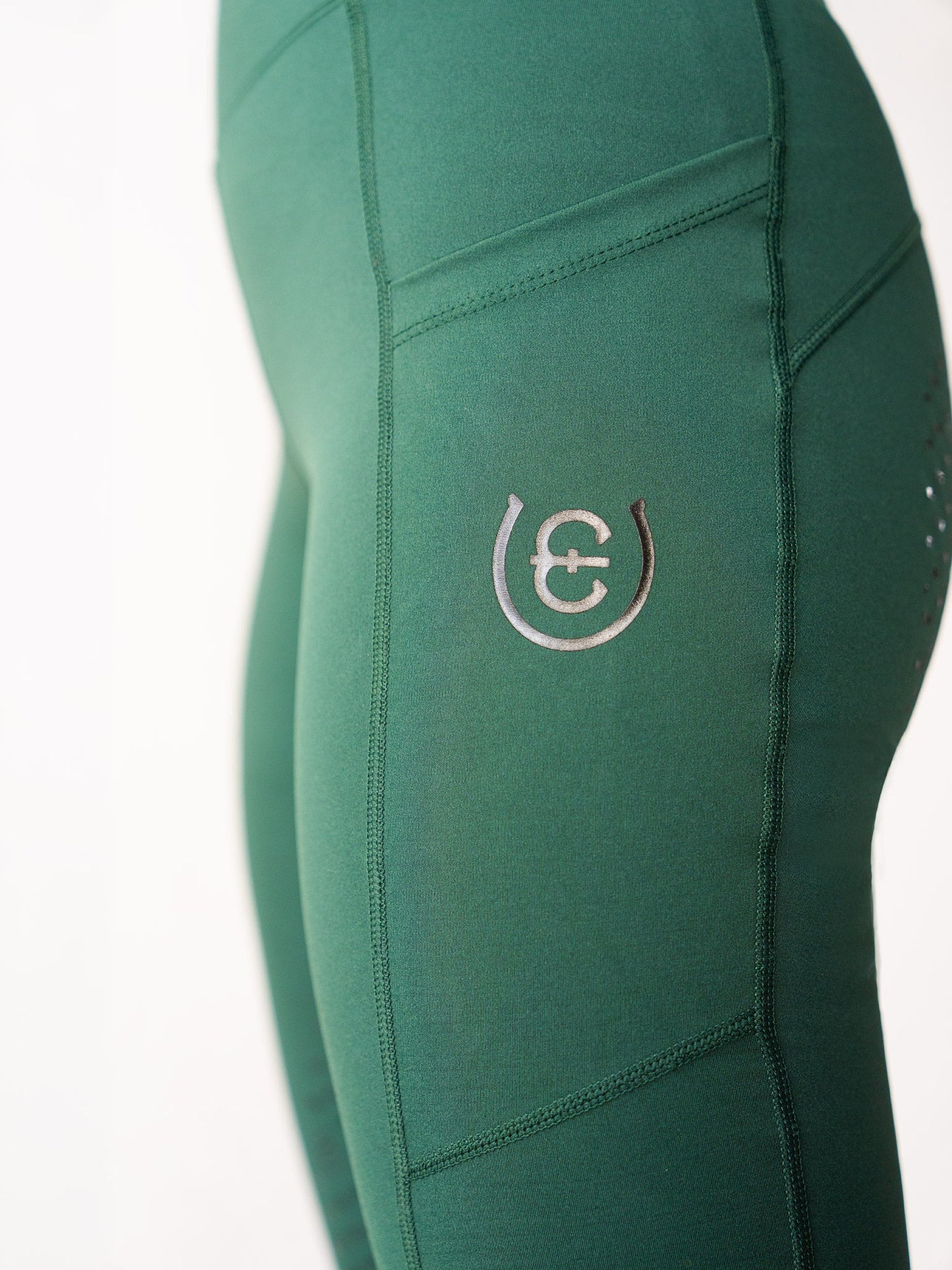 Equestrian Stockholm - FW26 Sycamore Green - Riding Tights Movement rijlegging