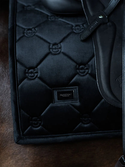 Equestrian Stockholm - FW26 Black - Dressage Saddle Pad Velvet dressuurzadeldek