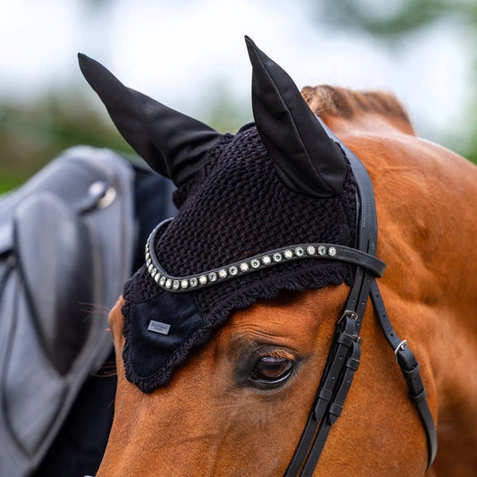Equestrian Stockholm - FW26 Black - Ear Bonnet Velvet oornetje