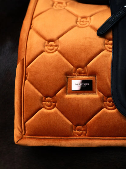 Equestrian Stockholm - FW26 Chestnut - Dressage Saddle Pad Velvet dressuurzadeldek