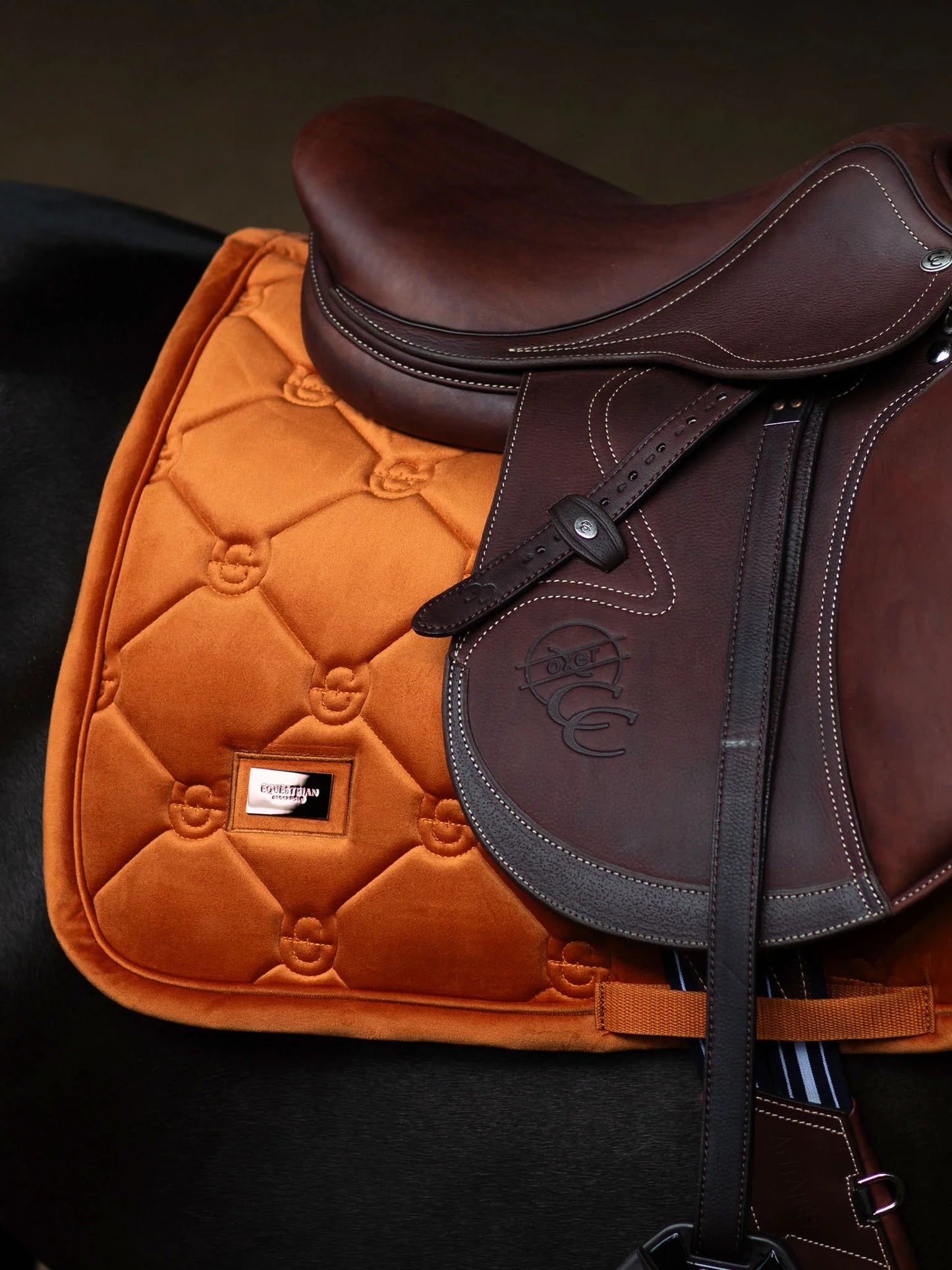 Equestrian Stockholm - FW26 Chestnut - Jump Saddle Pad Velvet springzadeldek