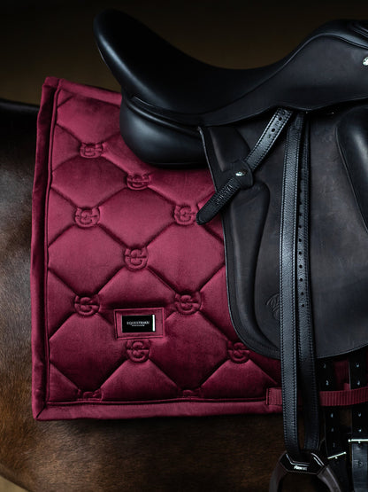 Equestrian Stockholm - FW26 Merlot - Dressage Saddle Pad Velvet dressuurzadeldek