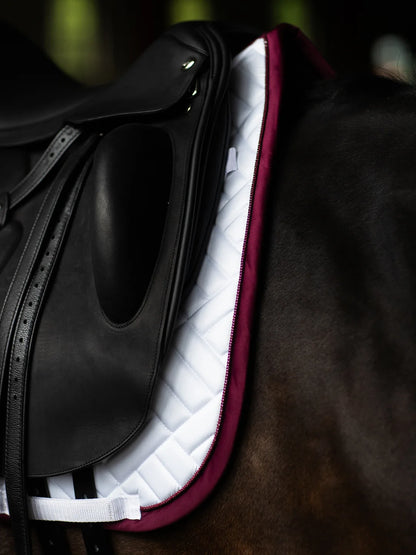 Equestrian Stockholm - FW26 White Merlot - Dressage Saddle Pad Modern dressuurzadeldek