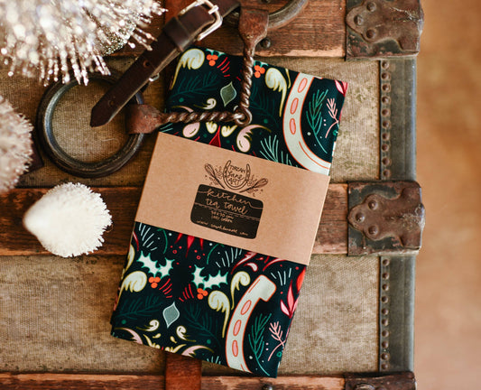 Tirzah Lane - Holly Horseshoe Kerst Theedoek