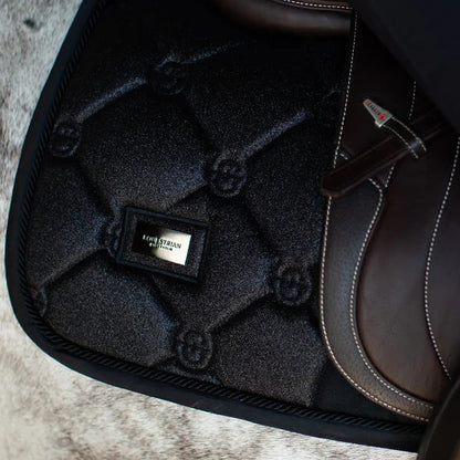 Equestrian Stockholm - Core Collection - All Black Glimmer Jump Saddle Pad springzadeldek