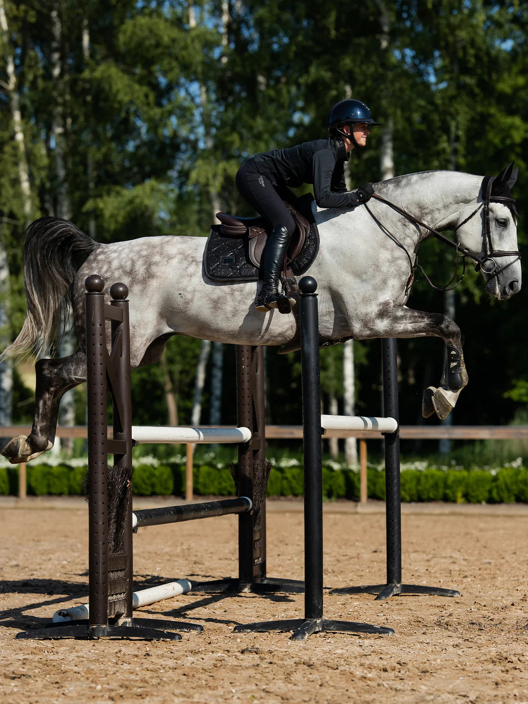 Equestrian Stockholm - Core Collection - All Black Glimmer Jump Saddle Pad springzadeldek
