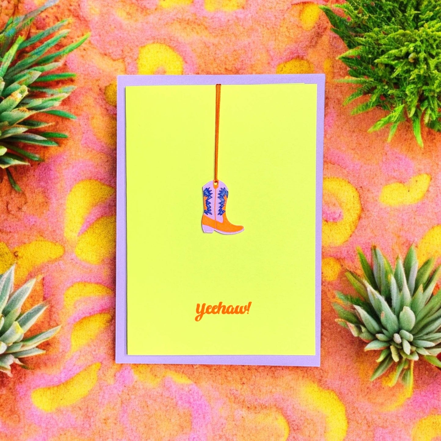 Pink Stories - Neon kaart met cadeauhanger Jeehaw Laars lila