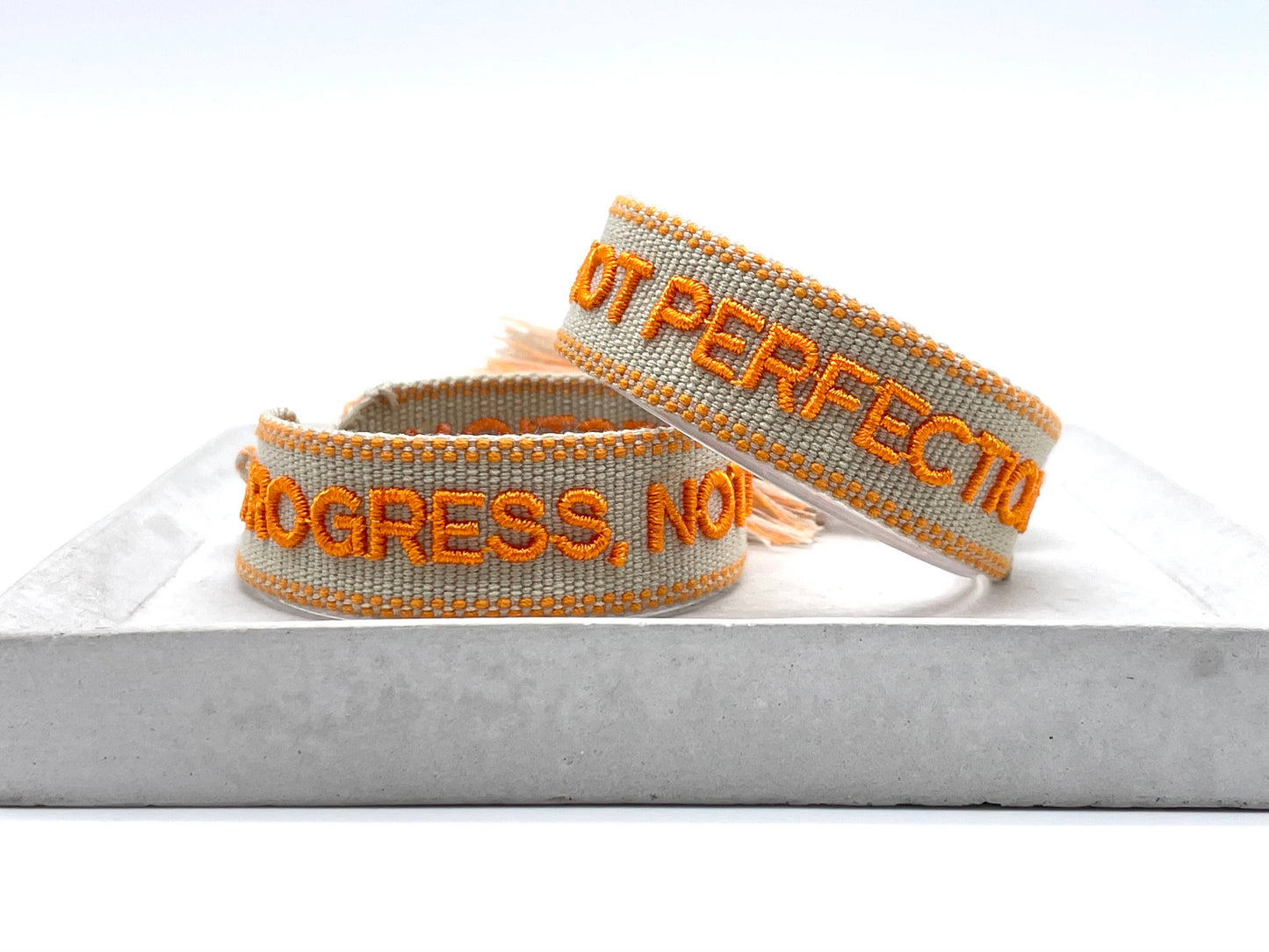 Parsley & Pepper - Bracelet Progress, not Perfection beige/orange