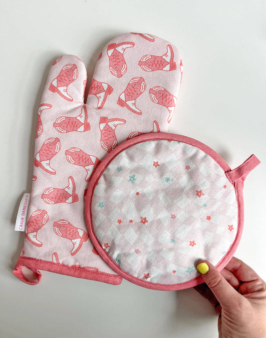 Callie Danielle - Western Cowgirl Boots Potholder Set