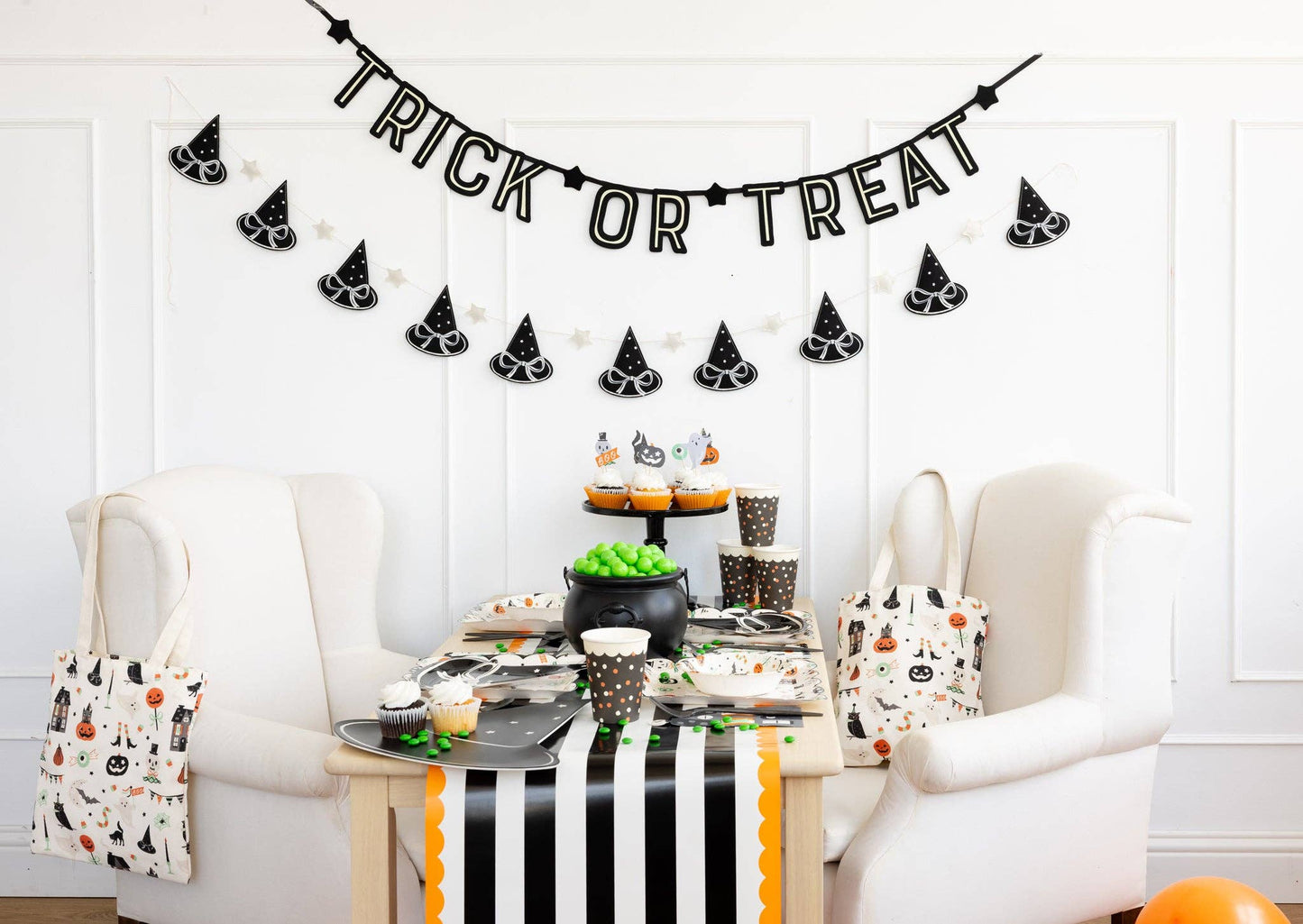 My Mind’s Eye - Trick or Treat Vilt Glow in the Dark Banner
