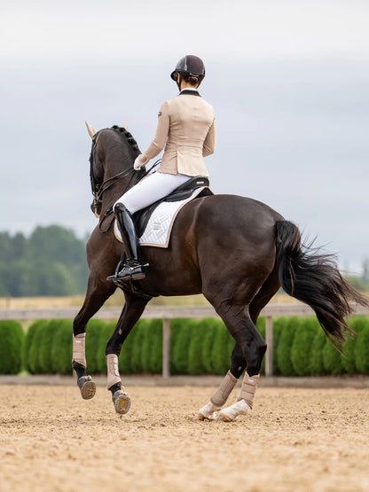 Equestrian Stockholm - SS26 Sand White - Dressage Saddle Pad Modern