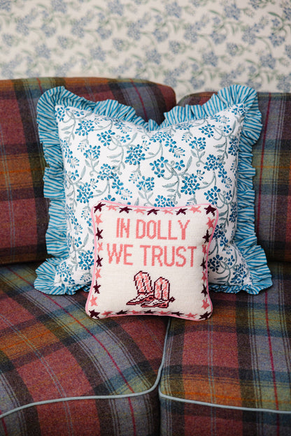 Furbish Studio - Needlepoint kussen Trust Dolly