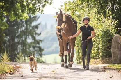 Halster met lamswol bont