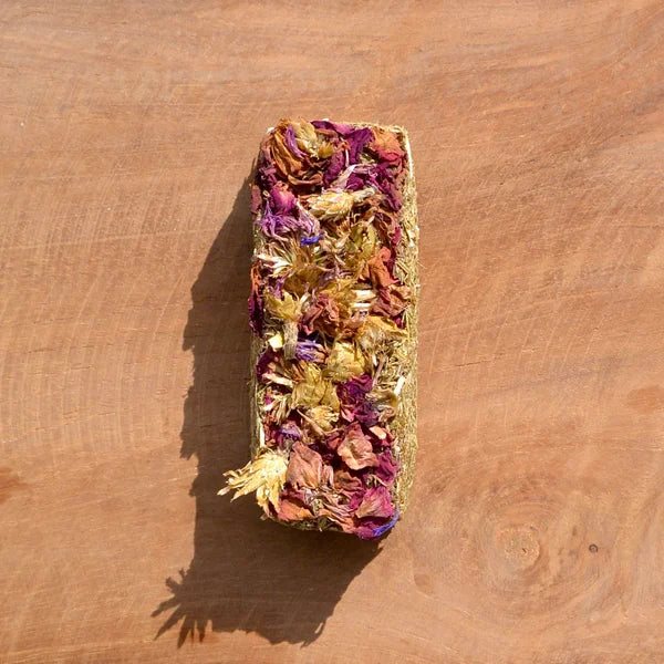 Frisian Roots Barn - Blossom Bars natuurlijke paardensnacks met kruiden 4st