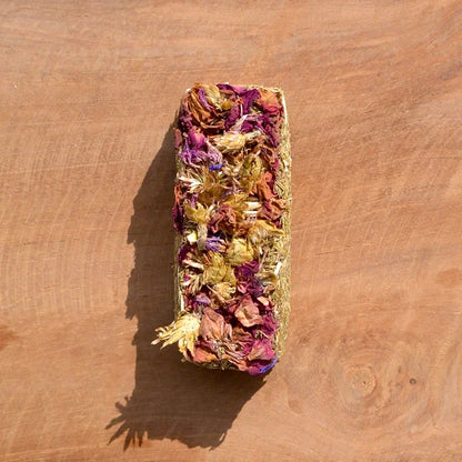 Frisian Roots Barn - Blossom Bars natuurlijke paardensnacks met kruiden 4st