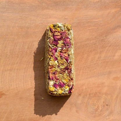 Frisian Roots Barn - Blossom Bars natuurlijke paardensnacks met kruiden 4st