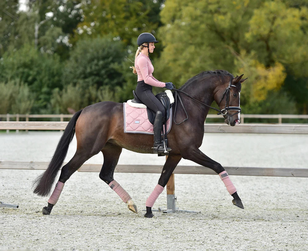 Equestrian Stockholm - Core Collection - Tapis de dressage Pink Pearl