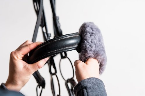 Leder poetshandschoen